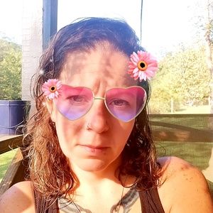 Meet your Posher, Marsha